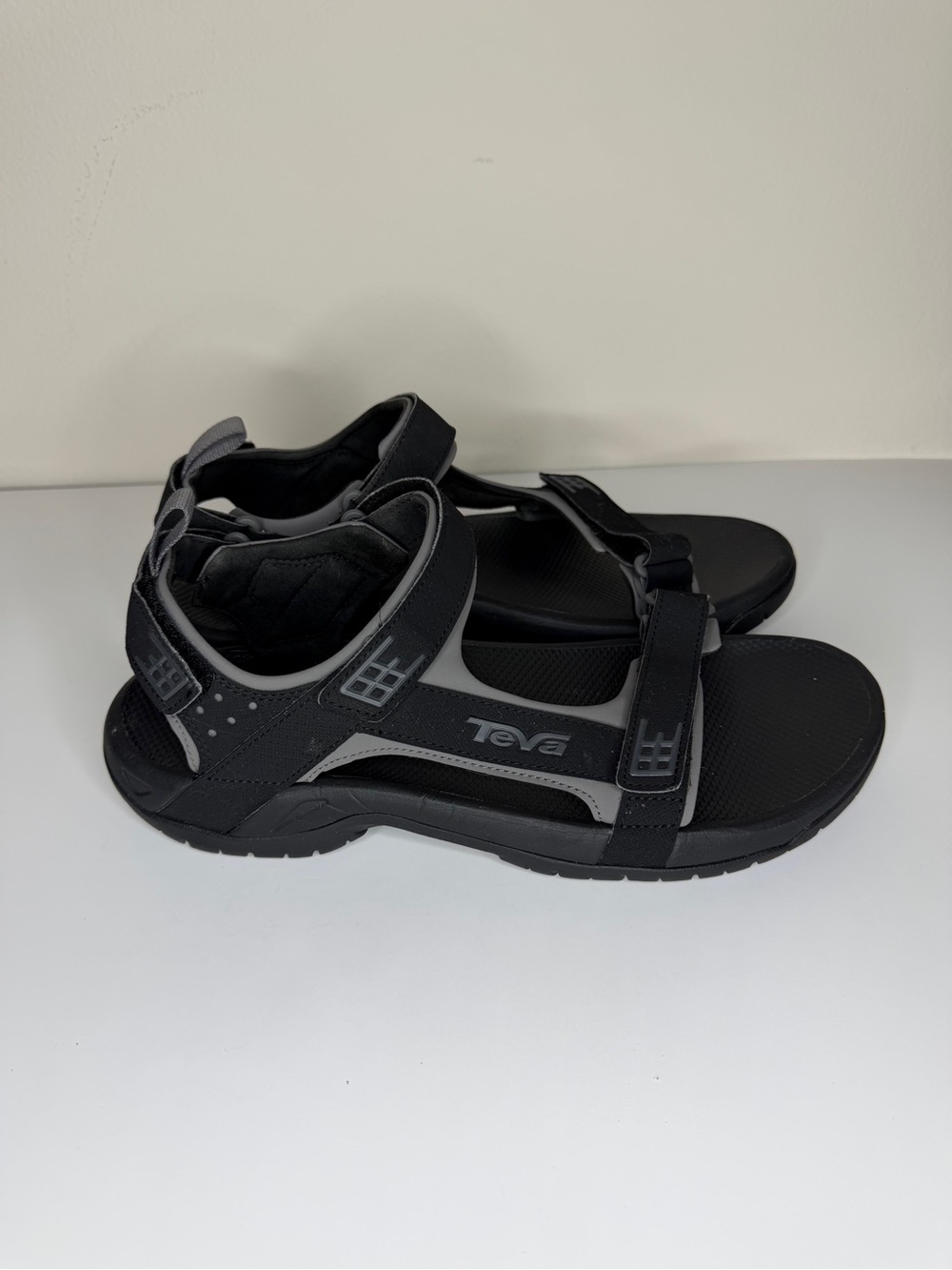 Teva Katavi 2 Mens Sandals Black Gray Synthetic Hiking Sport 4289 Size 12